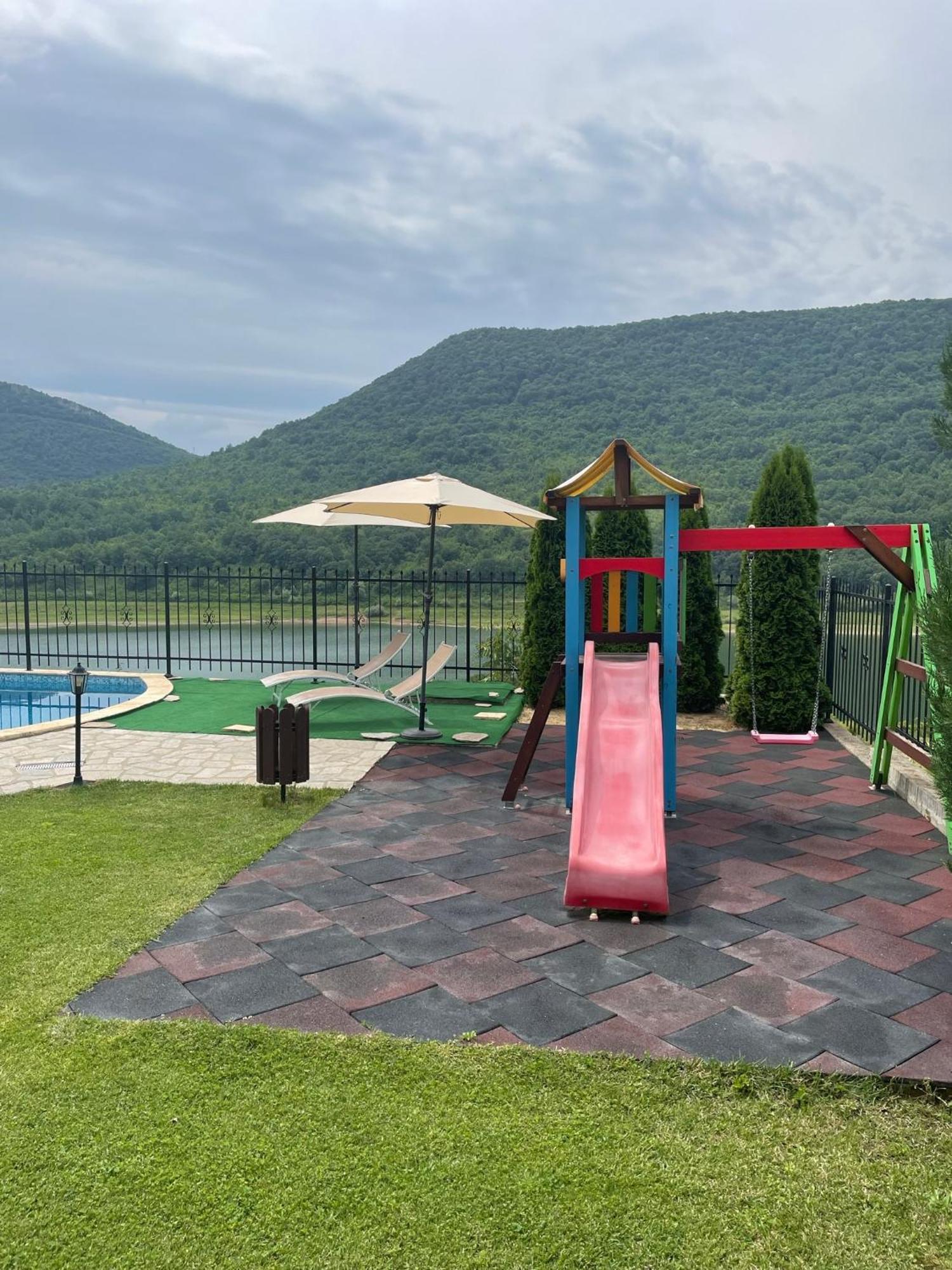 מלון אספרוחובו Eco House Kitana מראה חיצוני תמונה