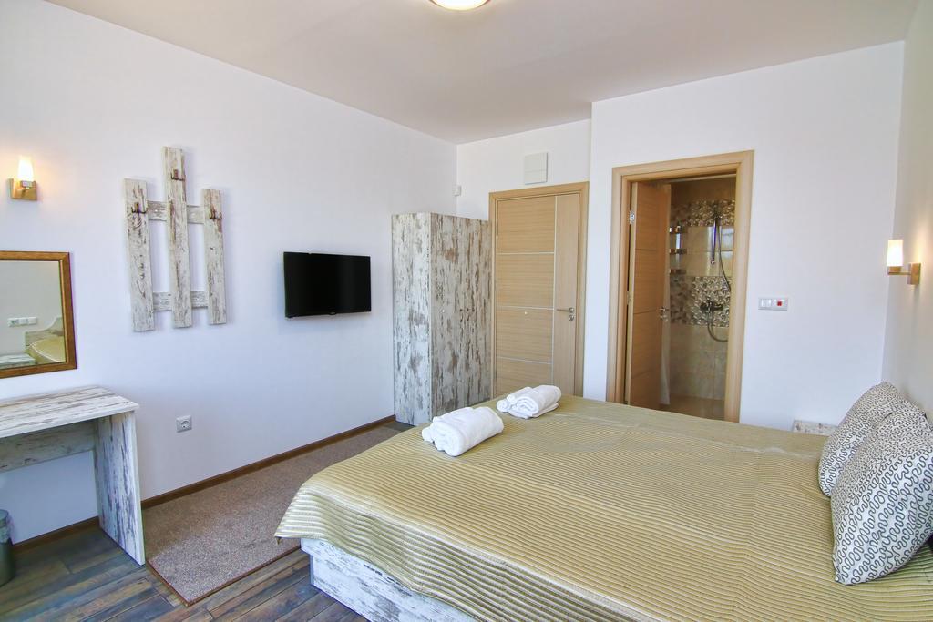 מלון אספרוחובו Eco House Kitana מראה חיצוני תמונה