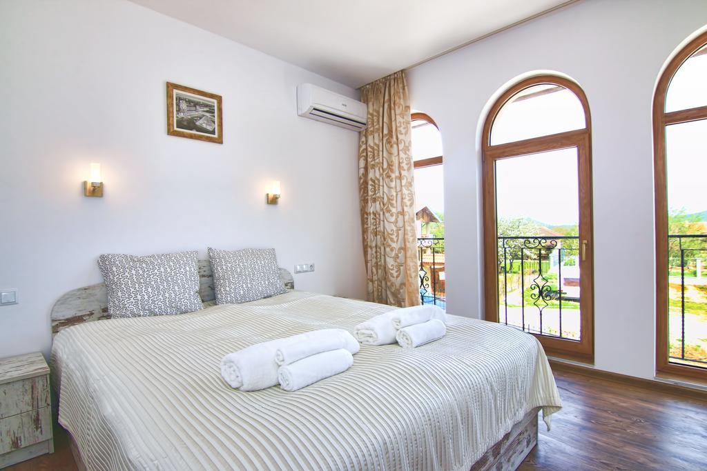 מלון אספרוחובו Eco House Kitana מראה חיצוני תמונה